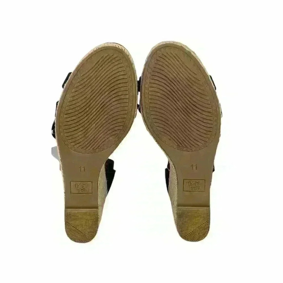 Time and Tru Women's Woven Band Wedge Sandals - Picture 8 of 8